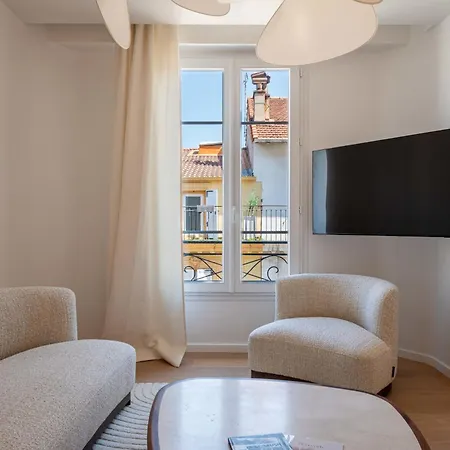 5-br Luxury Centre *