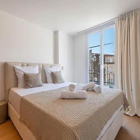 5-br Luxury Centre