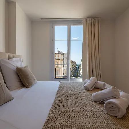 5-br Luxury Centre *